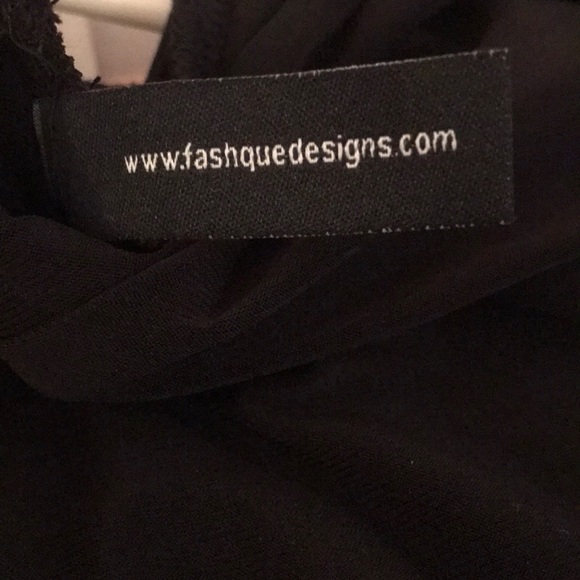 Black V-neck tunic top. Size L - Picture 8 of 11